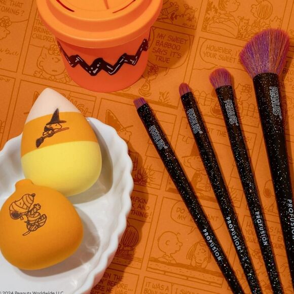 Profusion Cosmetics X Peanuts Witchy Blend 4-PC Brush Set - Picture 3 of 9